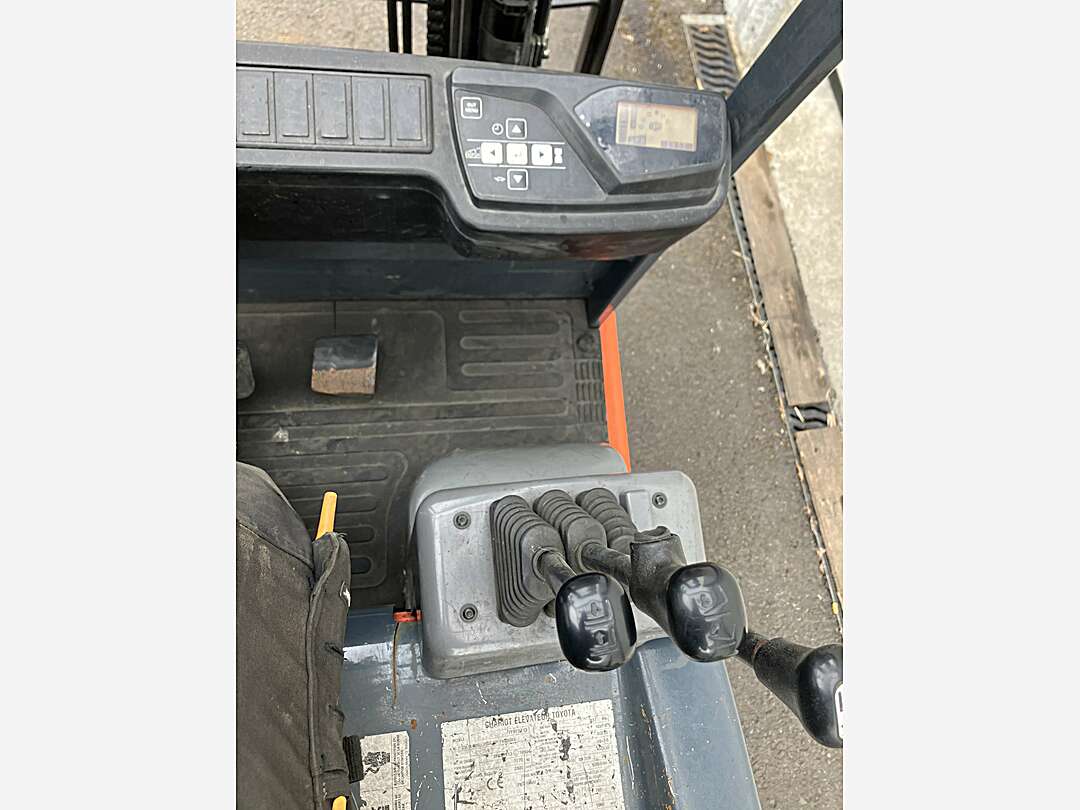 Heftruck Toyota 1,3 Ton Elektrisch